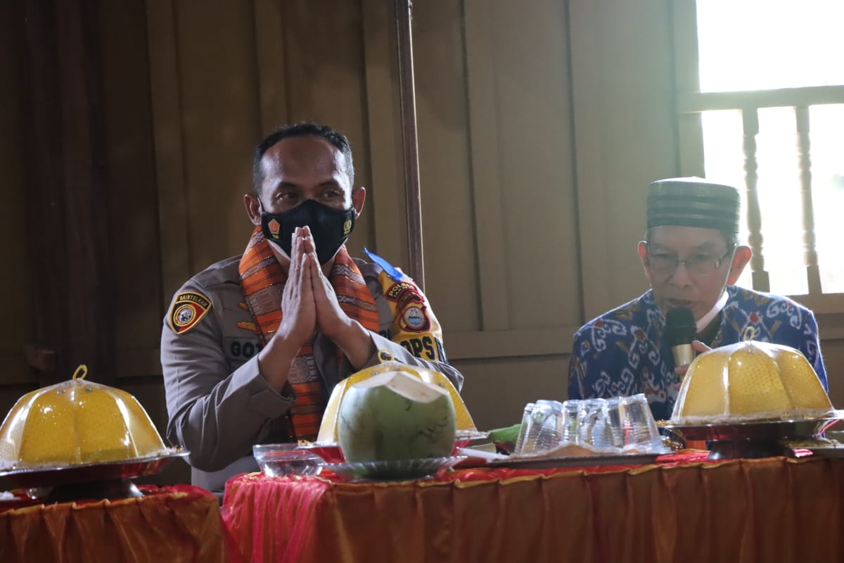 Kapolres Takalar Akbp Gotam Hidayat Silaturahmi Ke Rumah Adat Balla