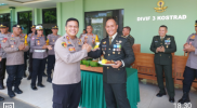 Kapolres Gowa Berikan Kejutan di Hut TNI ke-79