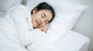 Inilah Posisi Tidur saat Haid yang Buat Nyaman