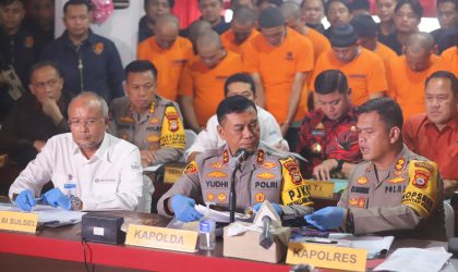 Breaking News : Kapolda Sulsel Pimpin Konferensi Pers Ungkap Kasus Pembuatan dan Peredaran Uang Palsu