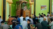 Kasat Binmas Pimpin Jumat Curhat di Masjid Baiturrahman, Imbau Warga Jaga Kamtibmas dan Waspada Bencana Alam