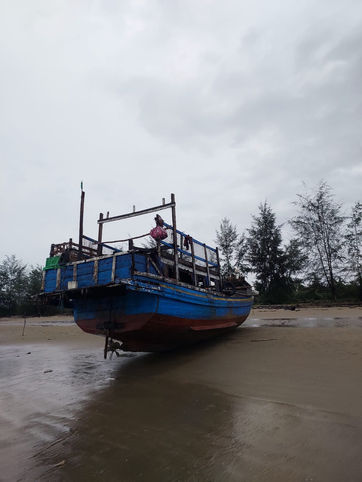 Foto : Perahu Motor yang digunakan tersangka untuk mengangkut imingan ilegal Rohingnya 