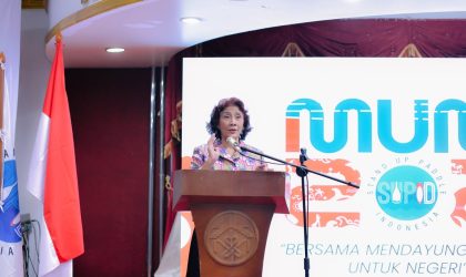 Ibu Susi Pudjiastuti sebagai ketua umum stand up paddle indonesia periode 2025 – 2028